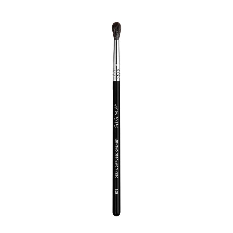 Sigma Beauty E33 Detail Diffused Crease™ Brush