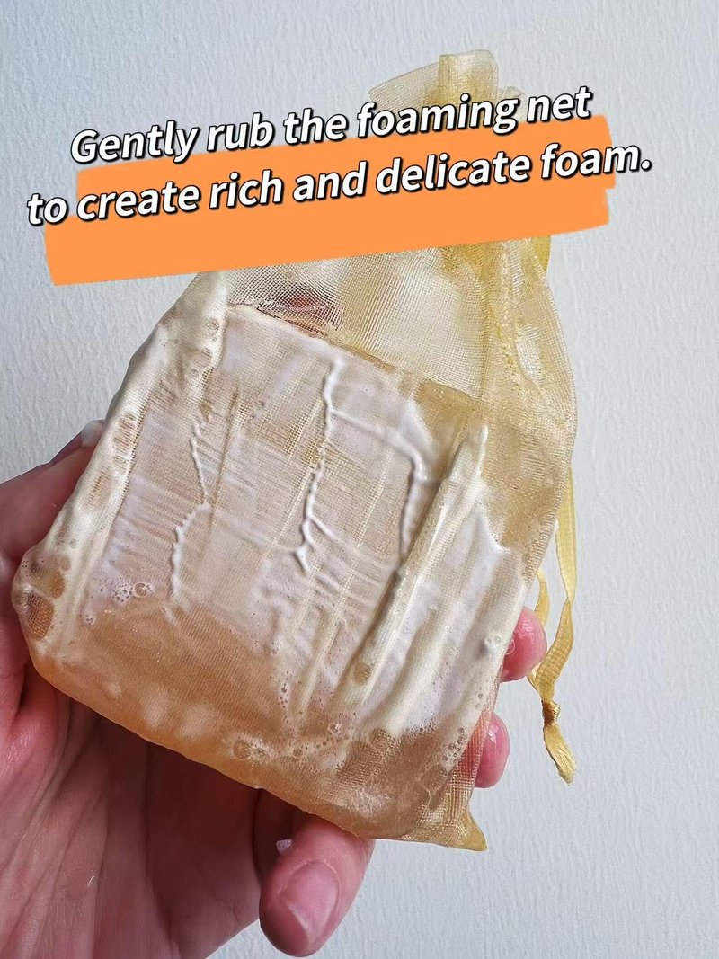 Joy Garden Hand made Ali Mountain Hinoki Silk Protein Facial Soap Rich, long-lasting Woody scent with a hint of citrus aroma with a calming effect contain Hydrolyzed Silk Protein